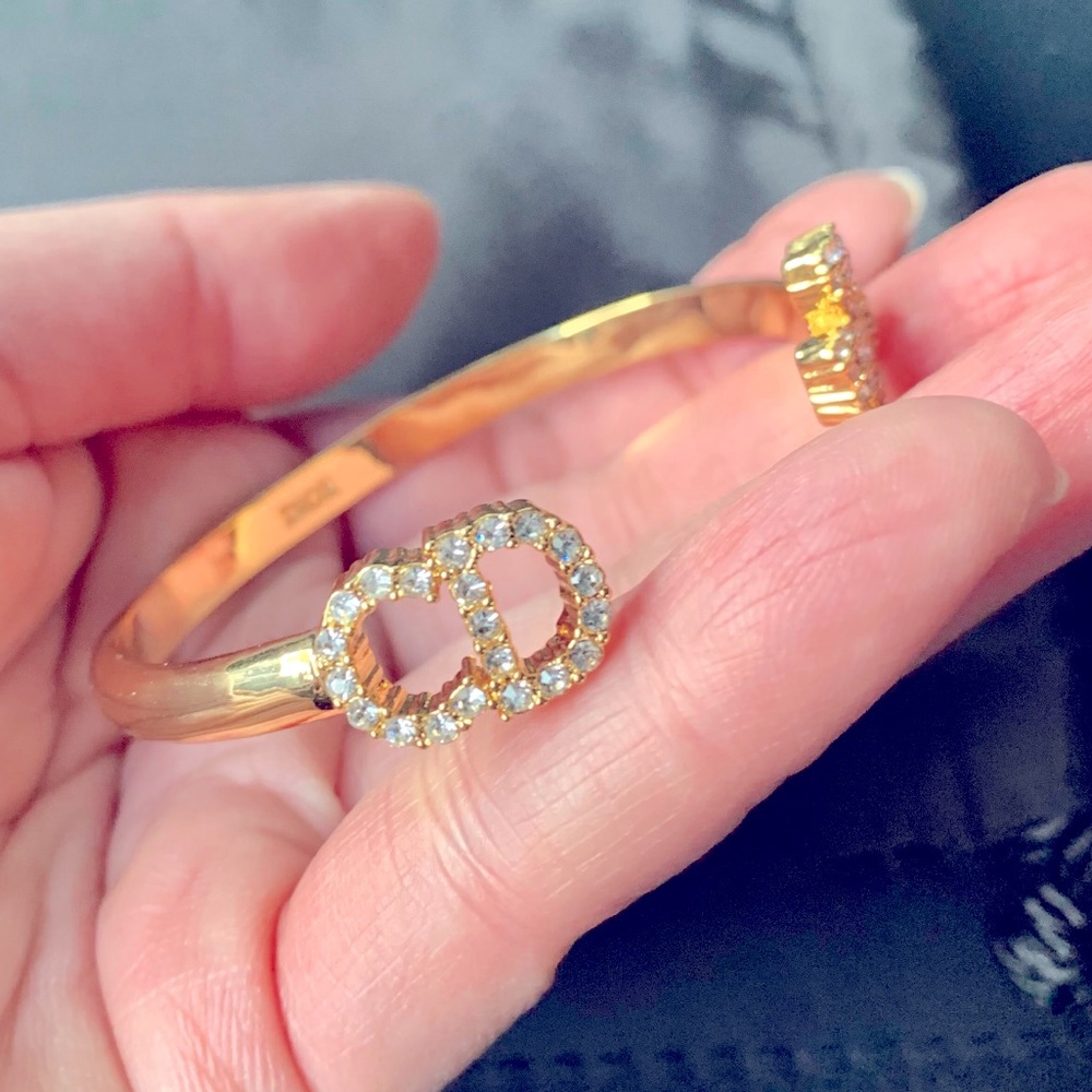 Cd Crystal Bangle - image 1